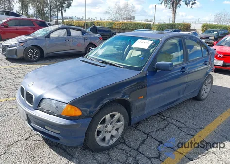 2001 BMW 325I z USA, uszkodzony, nr VIN WBAAV33401FU95799